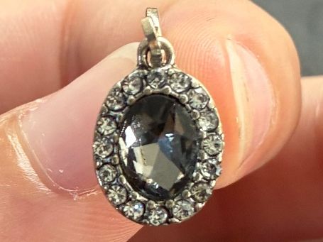 Orecchini pendenti & Orecchini a lobo: Silver Ohrerring mit schwarzem kristallstein – Usato da Wettingen venduto da mel_2thb 1