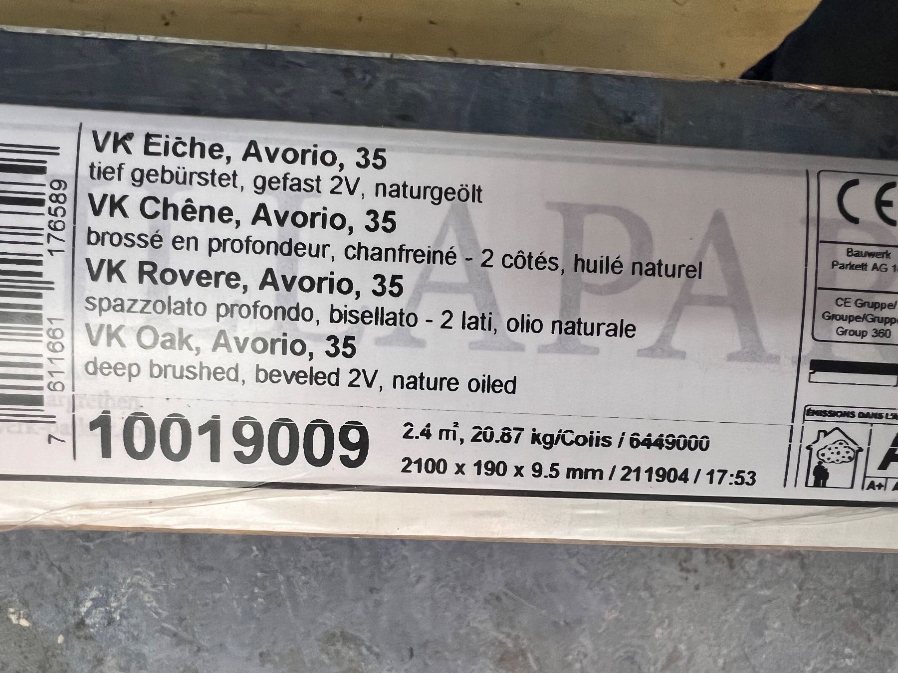 Articoli in legno: Parkett  Eiche Naturgeölt – Usato da Ulisbach venduto da BaumannM. 1