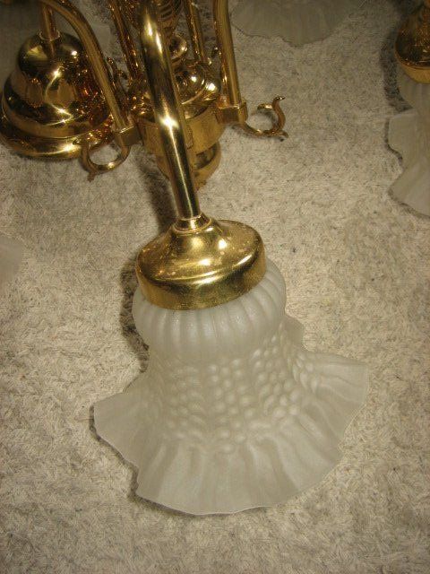 Lustres & lampes de plafonds: Kronleuchter mit 5 Leuchten – D'occasion à Winterthur par pf02 5