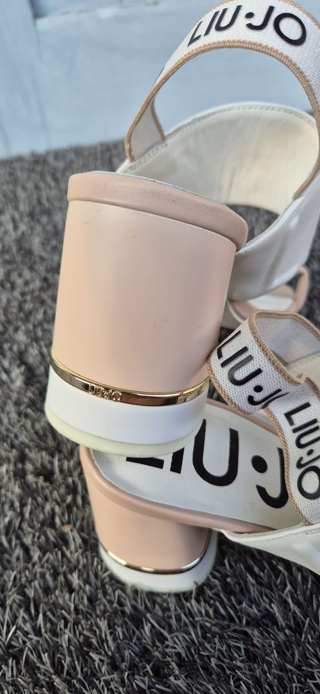 Liu Jo Scarpe da donna: Liu Jo, taille 38, Sandales à talons hauts et maxi logo – Nuovo (secondo la descrizione) da Vevey venduto da sil_qz5h 4