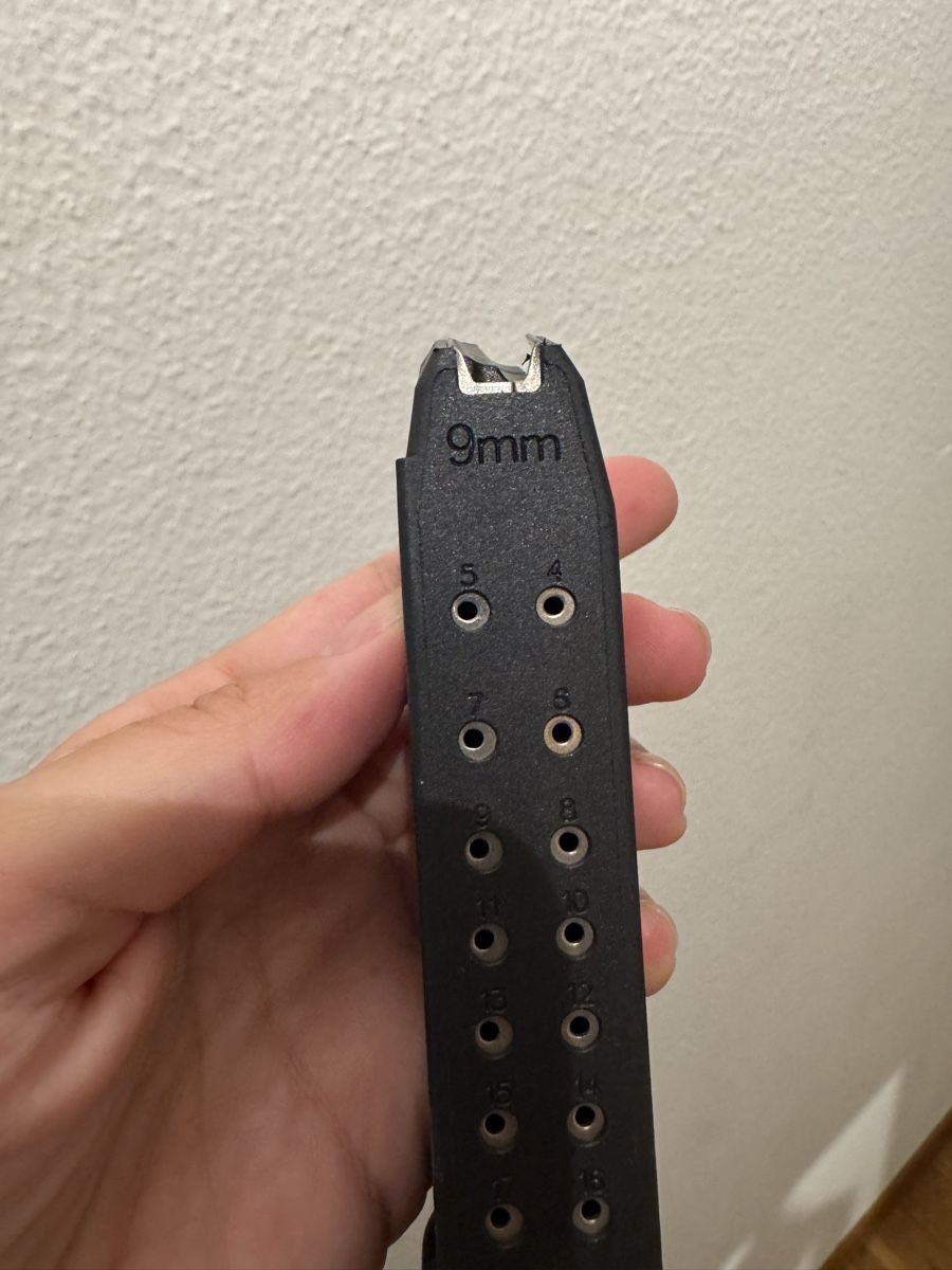 Riviste & Magazine: Original Glock Magazin 9mm, 17+2 Schuss – Nuovo (secondo la descrizione) da Bassersdorf venduto da Sonja103 1