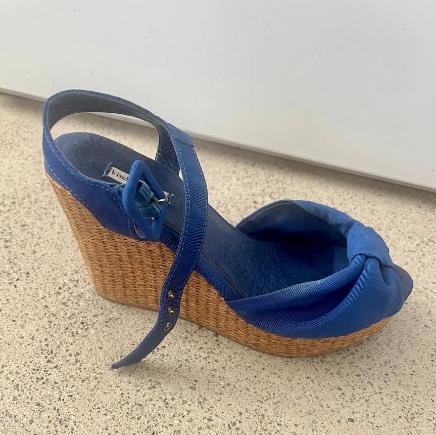 Scarpe da donna: Keilabsatz Sandalen, Gr. 35, Blau! – Nuovo (secondo la descrizione) da Zürich venduto da Jaskam