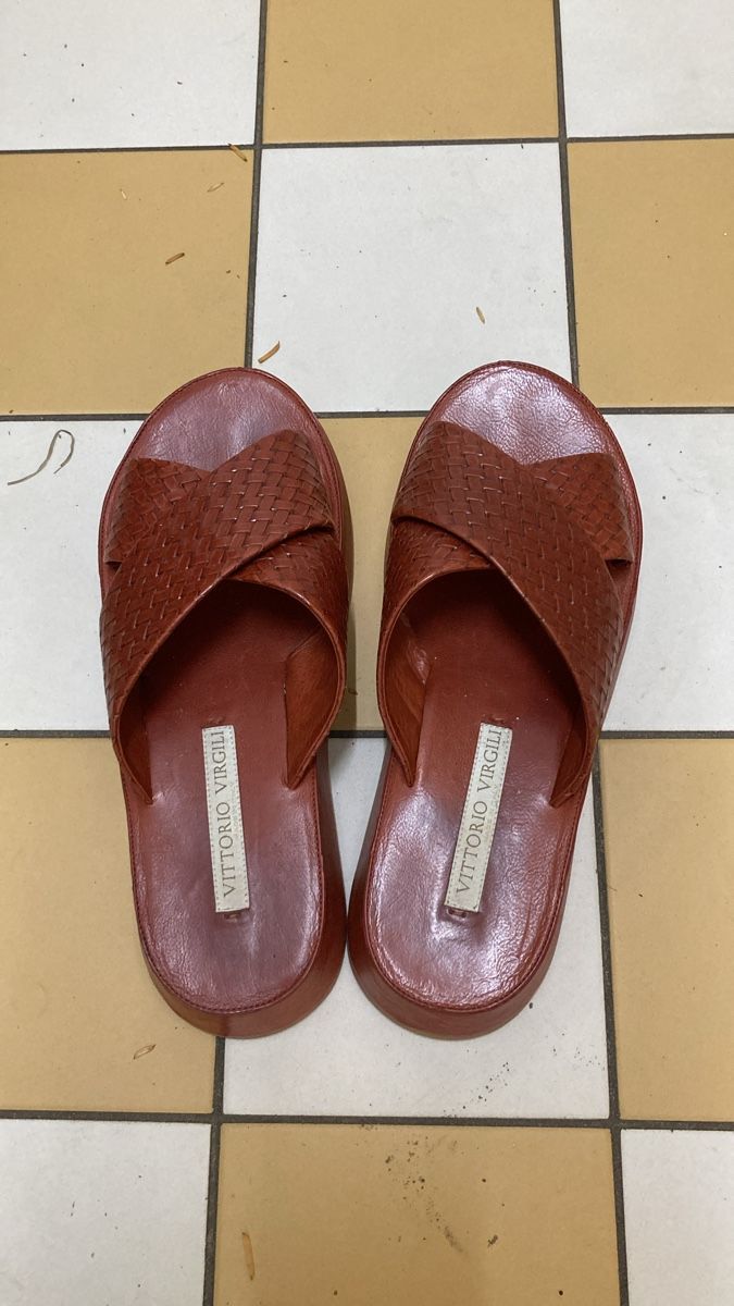 Damenschuhe: Sandalen – Gebraucht aus Zürich von Fisi80