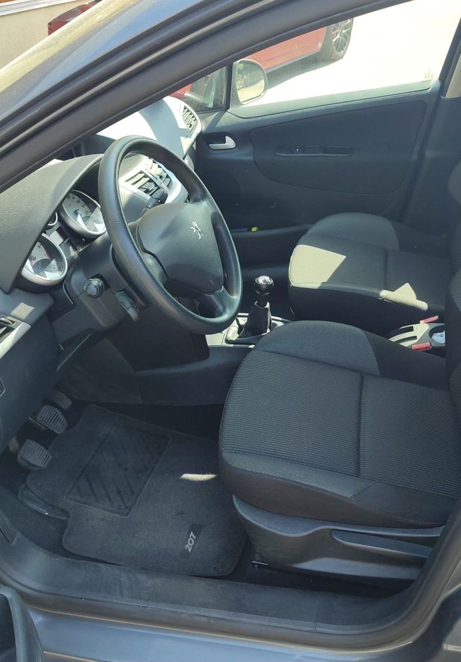 Peugeot Autos: Peugot 207 Millesim 200 – Gebraucht aus Ruswil von sara070 1