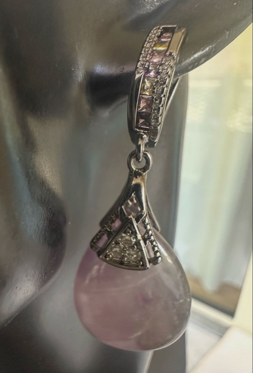 Ohrringe & -stecker: Ohrringe mit Amethyst Handarbeit  – Neu und originalverpackt aus Kriens von Hortensie6 1