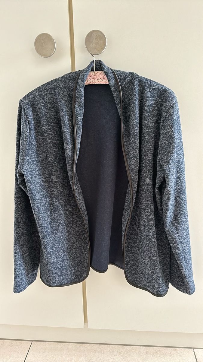 Jacken: Jacke Grösse M wenig getragen – Gebraucht aus Langnau aA von Camelia14