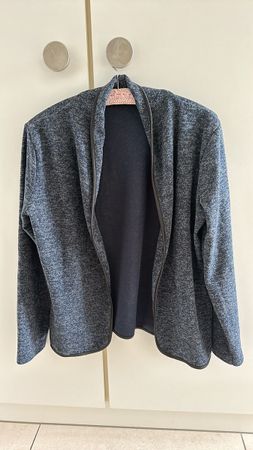 Jacke Grösse M wenig getragen