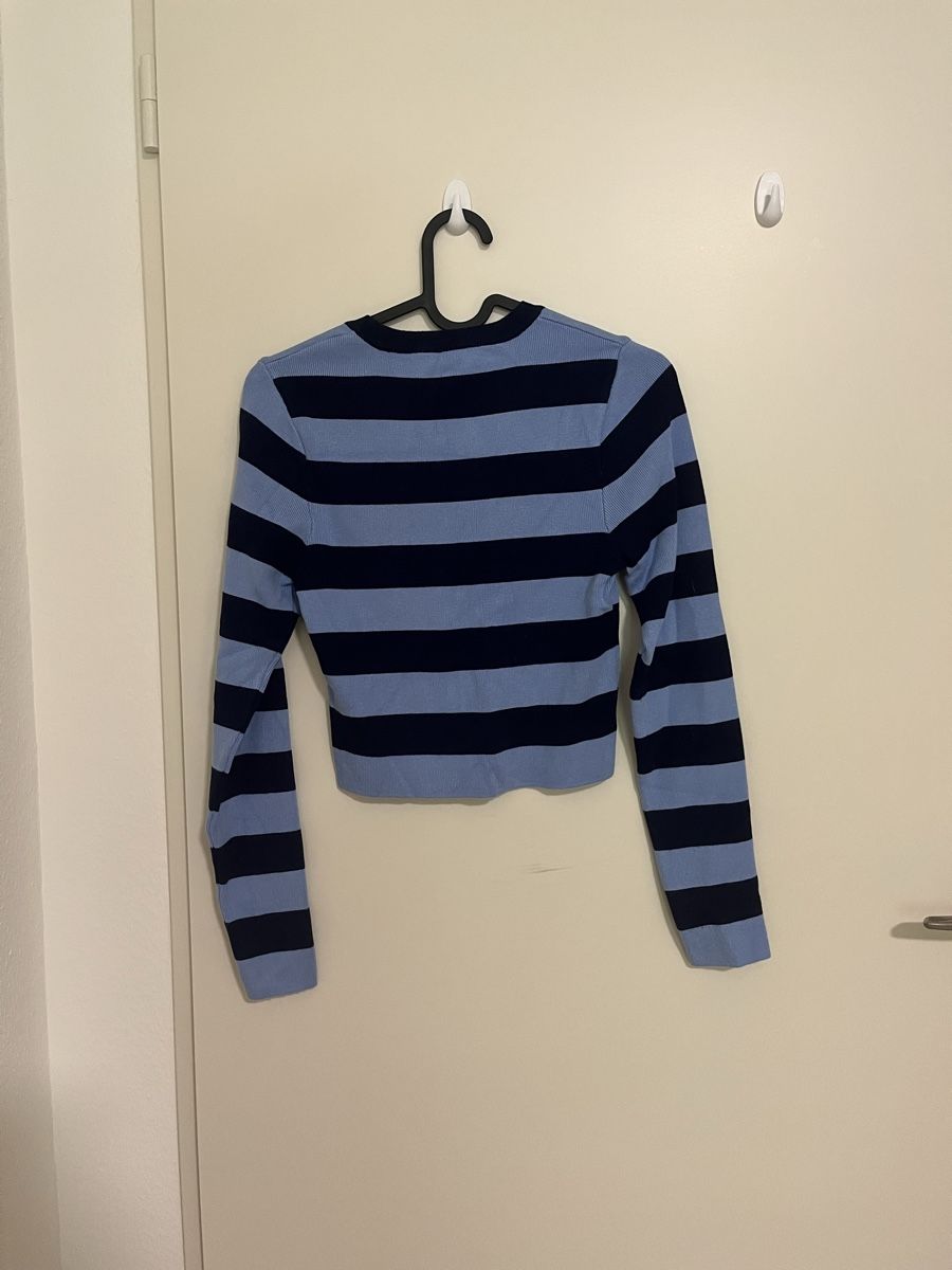 Zara Top: blue striped zara croped long sleeve – Nuovo (secondo la descrizione) da Füllinsdorf venduto da si.ja.35 2