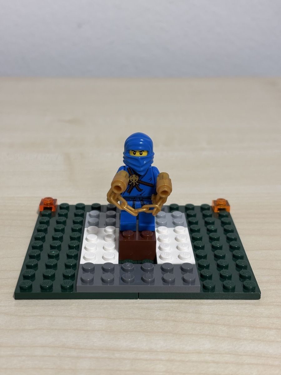 Lego Statuette: Lego Figuren – Usato da Zollikerberg venduto da vinoy 2