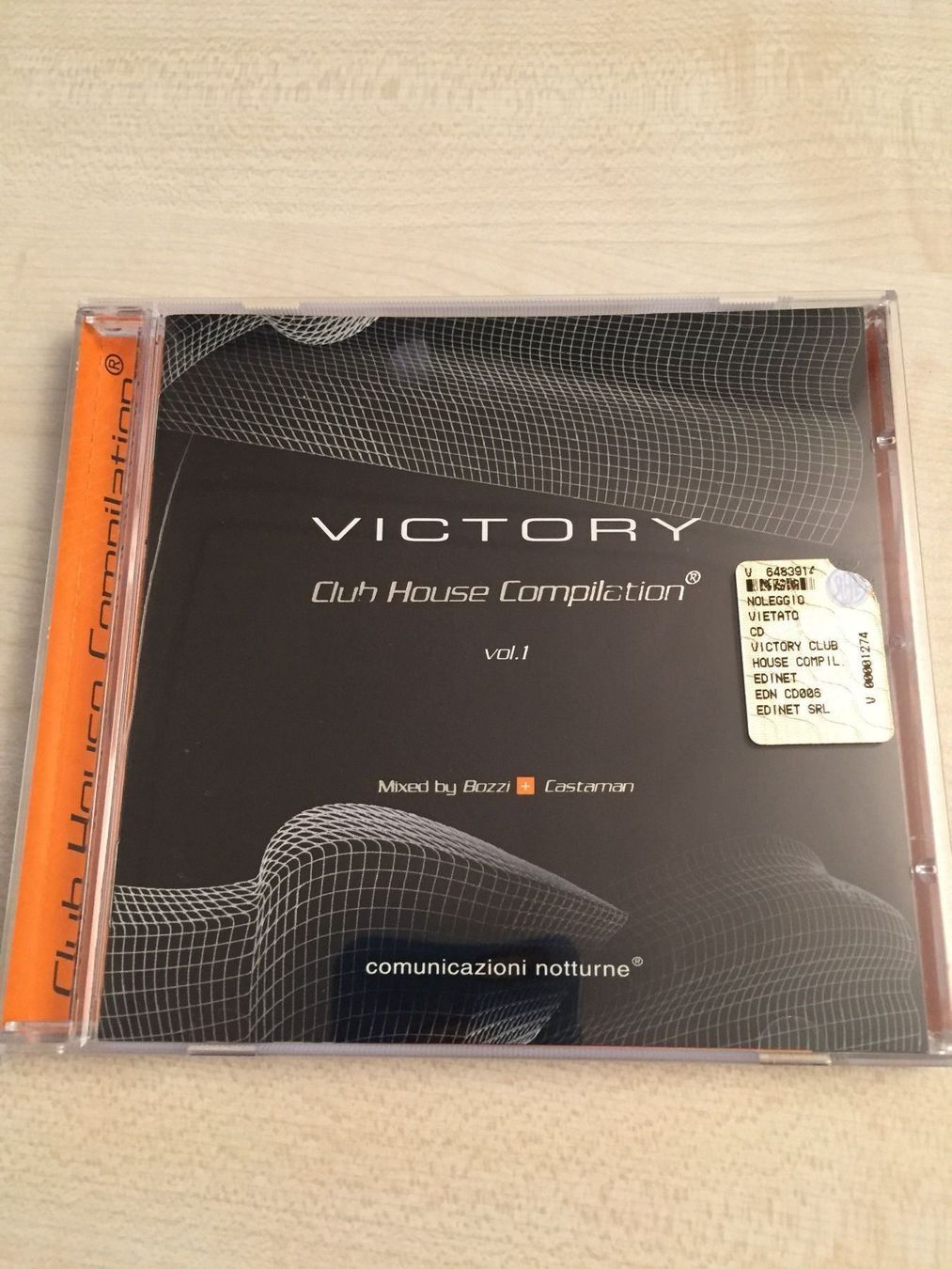 CD: Victory - Club House Compilation Vol.1 – Usato da Rüti ZH venduto da alumedien