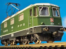Minitrix 12861 _ SBB Lokomotive Re 4/4 11130 _ OVP _ Spur N