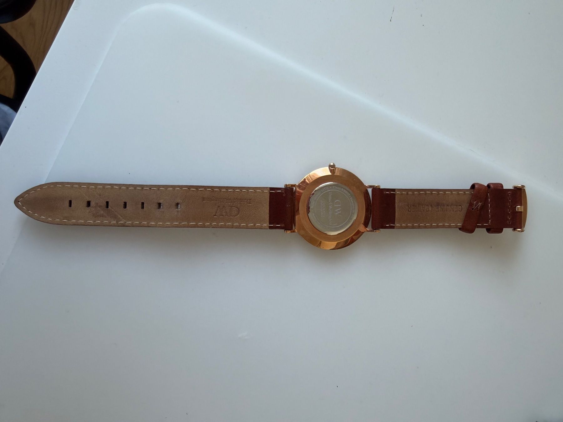 Daniel Wellington Orologi: Daniel Wellington Classic St. Mawes Rosegold – Usato da Wil SG venduto da ali_9xfj 2