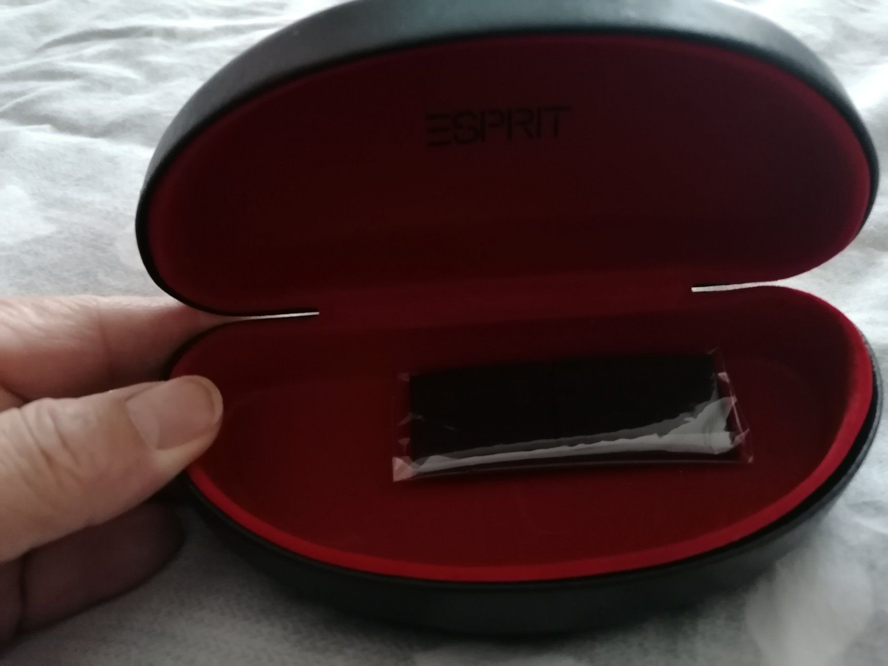 Sonstige Dekorationen & Accessoires: Brillenbox Esprit – Gebraucht aus Winterthur von Mancick 1