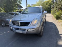 SsangYong Rexton RX 270 Limousine hellgrau met. 2005