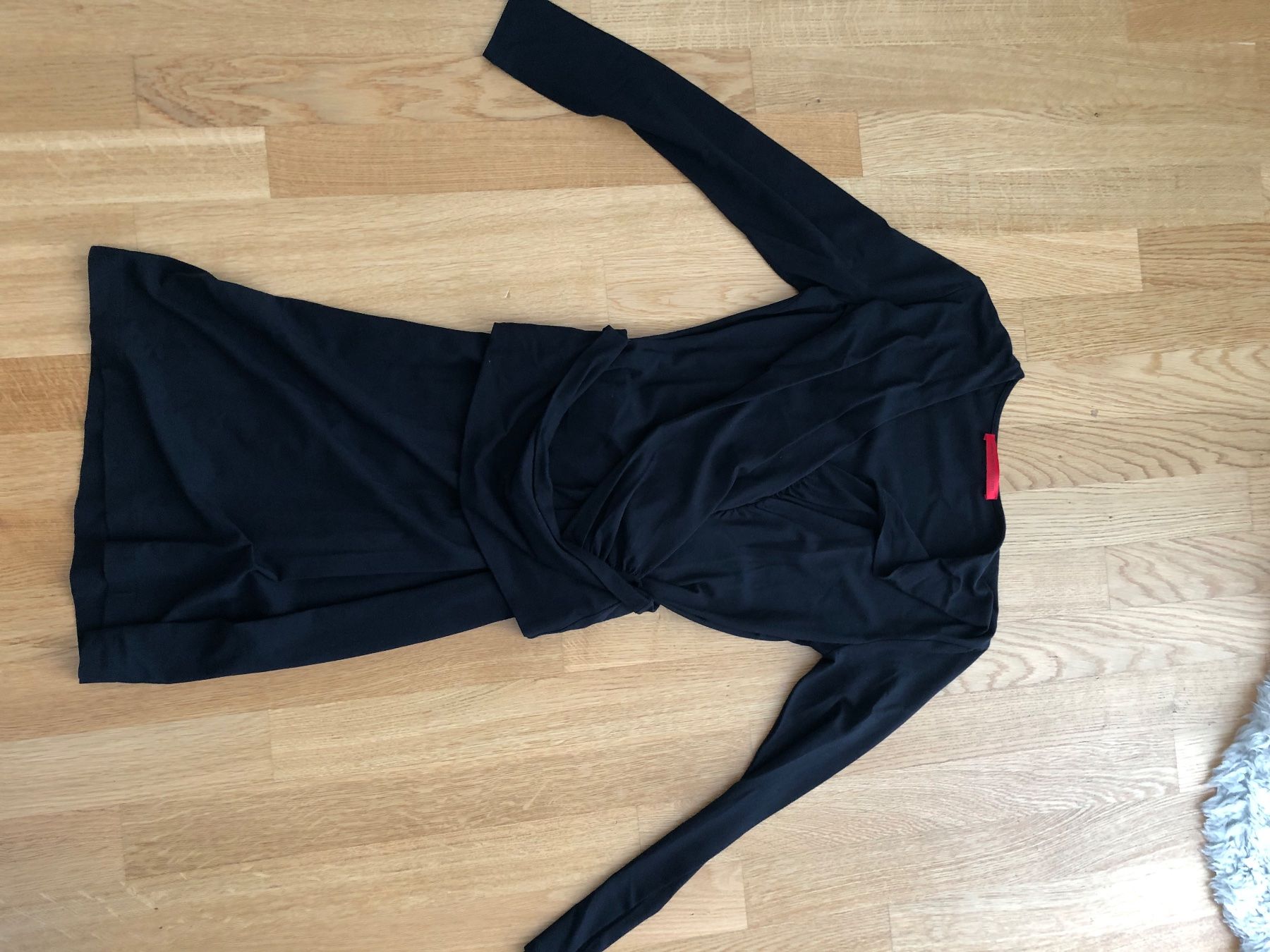 Marc Cain Vestiti: Marc Cain Schwarzes Stoffkleid – Usato da Duebendorf venduto da tom_lp2m
