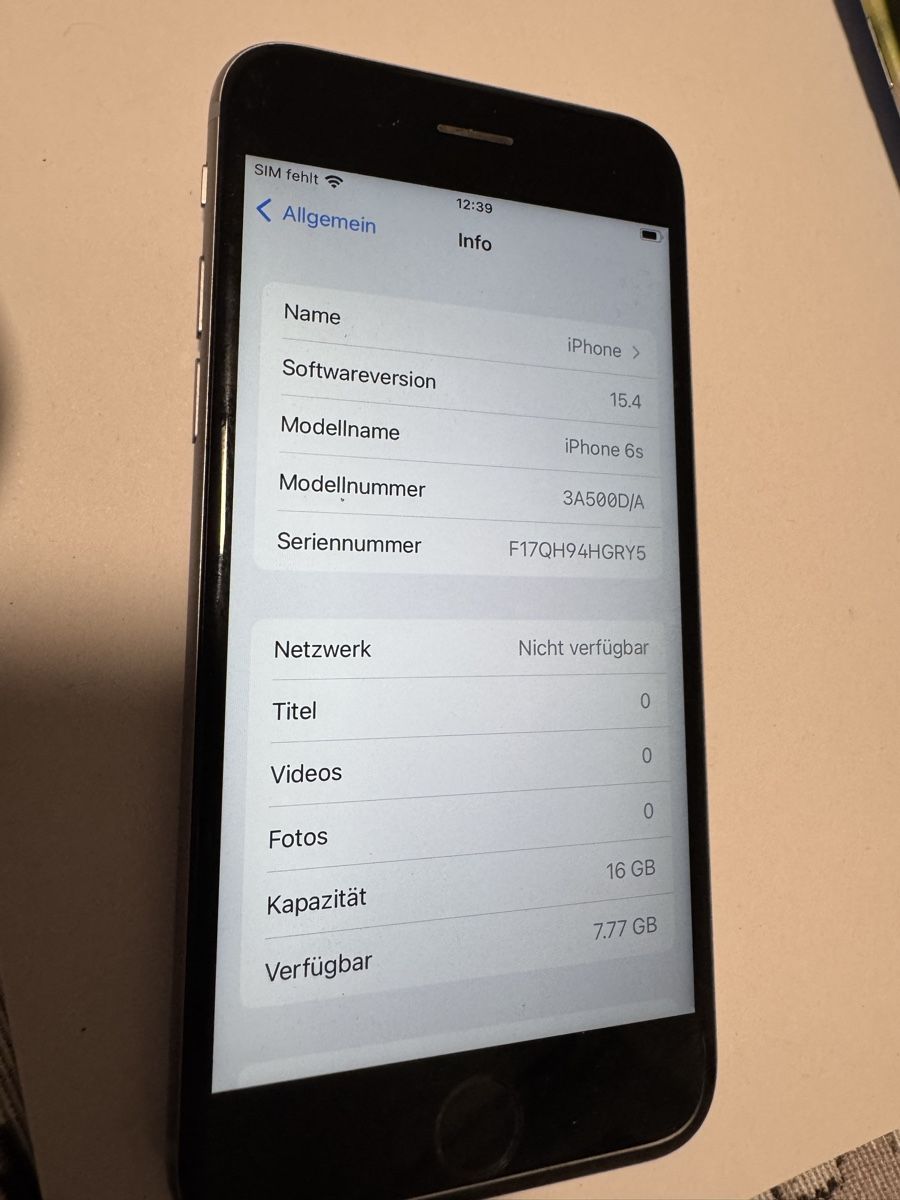 Apple Telefoni cellulari / Smartphones: iPhone 6s 16GB Space Gray mit Box – Usato da St. Margarethen TG venduto da Apple_Lovers 4