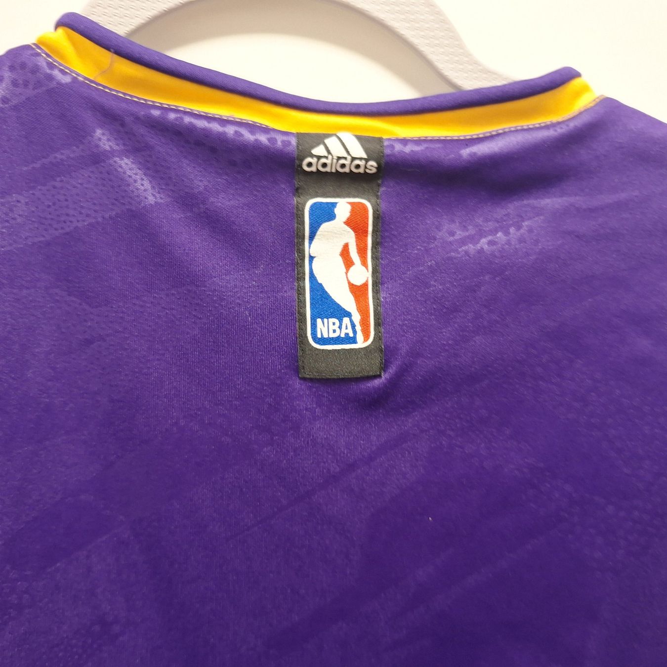 Leibchen & Hosen: Adidas Lakers training trikot S – Gebraucht aus Bellinzona von LA-ropa-de-Juan 8