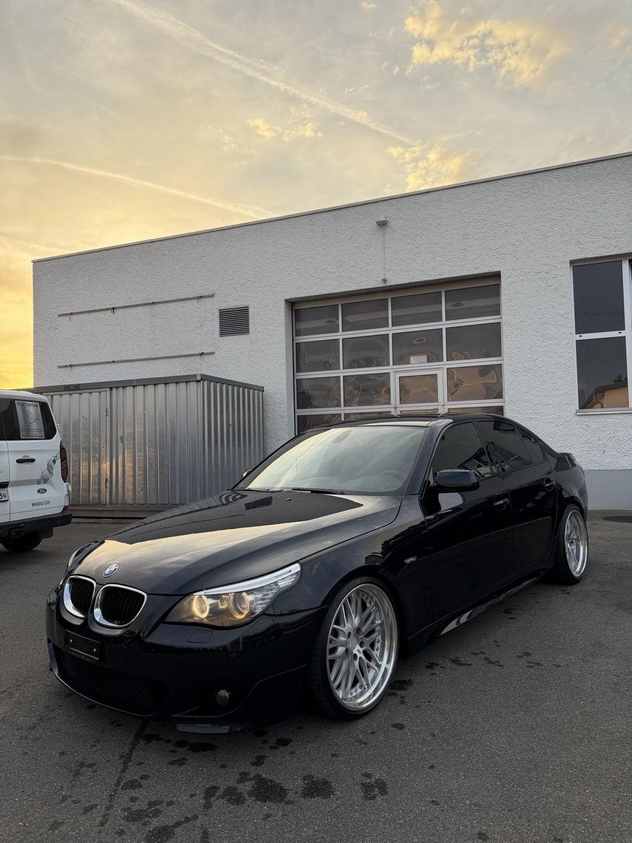 BMW Autos: BMW 525i E60 LCI M Paket – Gebraucht aus Bronschhofen von SezoCarsector 1