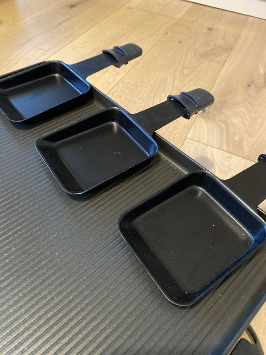 Elettrodomestici da cucina: Racletteofen gebraucht mit 6 Pfännchen – Usato da Richterswil venduto da LufliDay 2