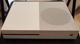 Xbox one S + 4 jeux