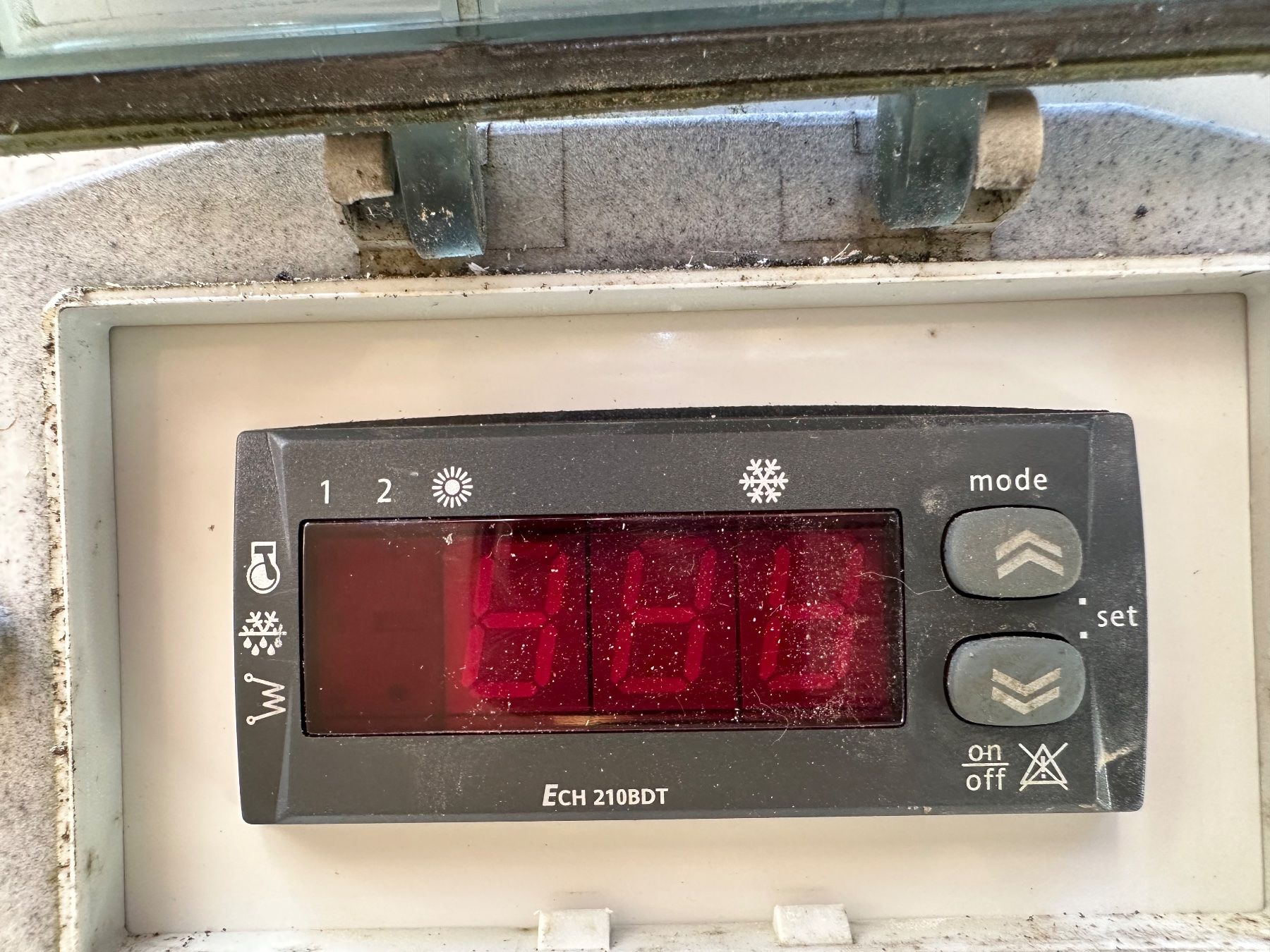 Radiatori: Luft/ Wasser Wärmepumpe 230V mit Kühlen – Usato da Zürich venduto da rol_jpy2 4