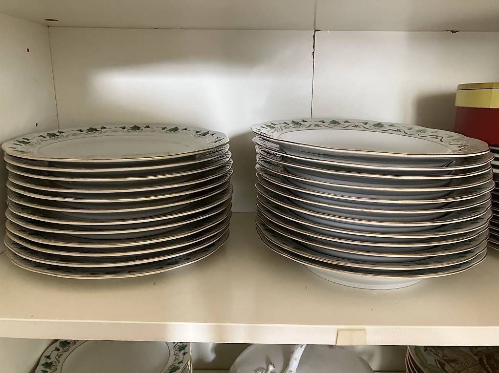 Herend Set di piatti: Kompl. Herend-service "ahorn" – Usato da Richterswil venduto da Flipper7 2