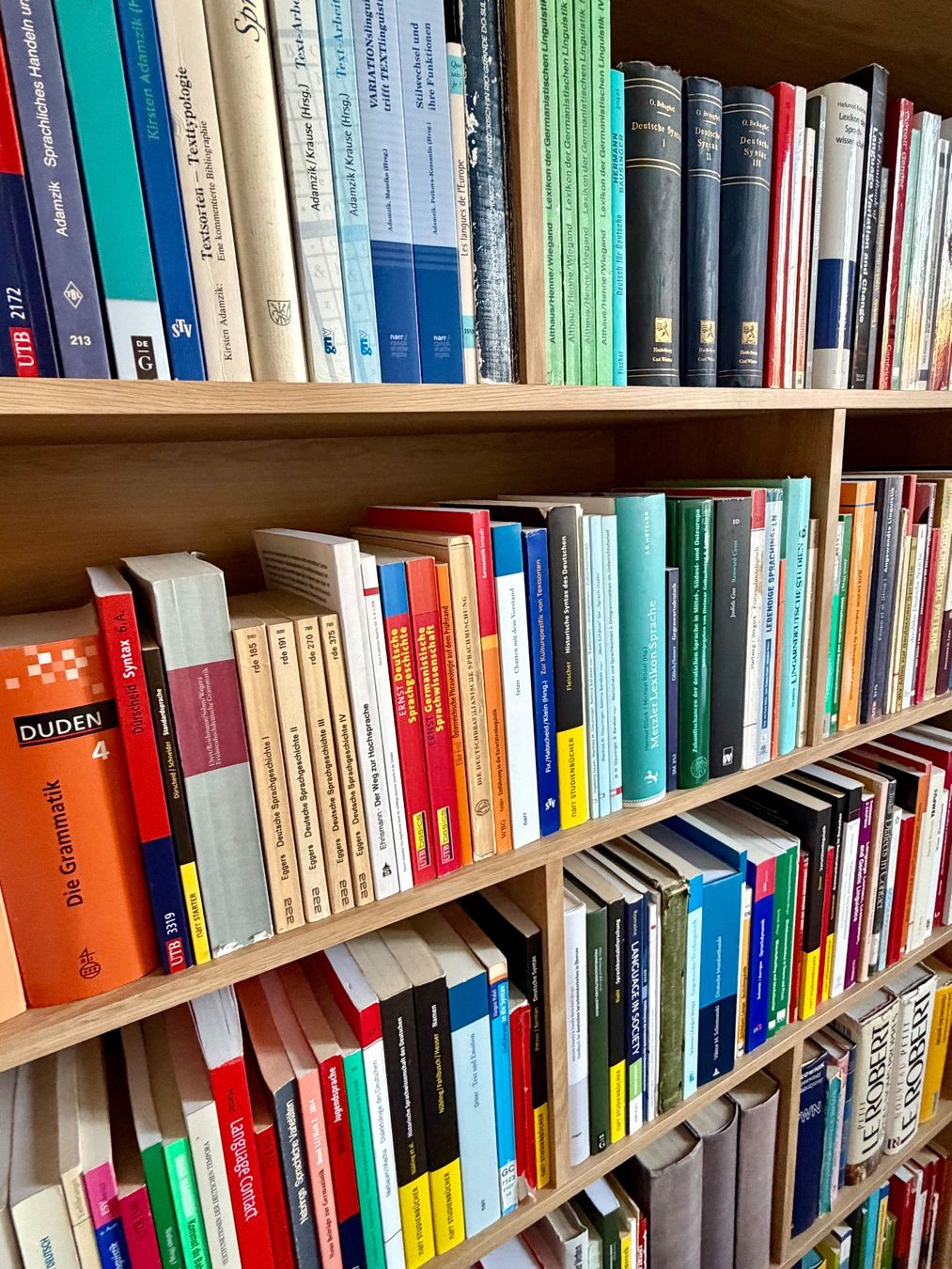 Étagères: Bibliothèque en bois clair | Light wood bookcase – D'occasion à Carouge GE par mma_7n9b 1