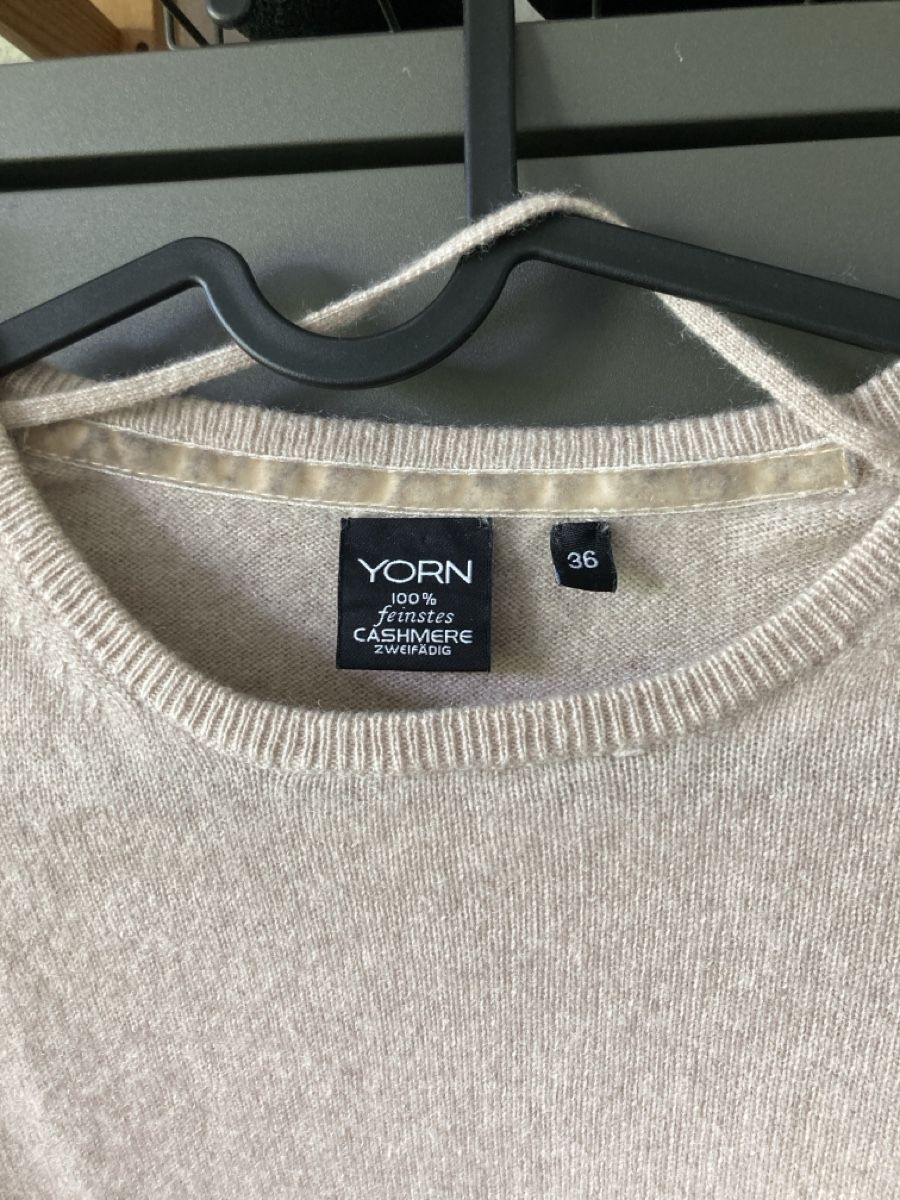 Maglioni & Felpe: YORN Cashmere Pullover, Gr. 36, Beige – Usato da Römerswil LU venduto da nadj27 2