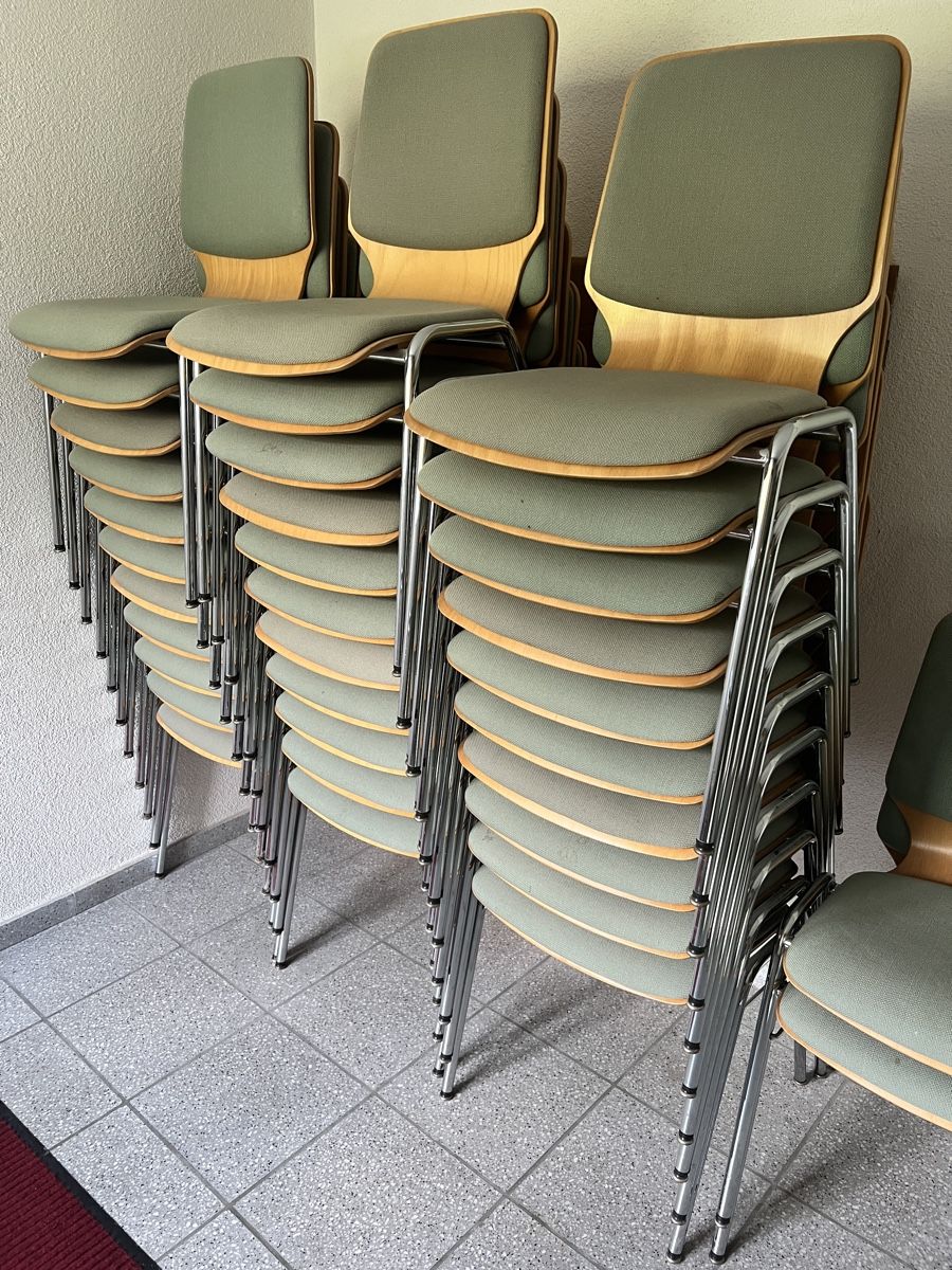 Sedie: Conference seats (bid for 1 unit) – Usato da Wettingen venduto da Violete01