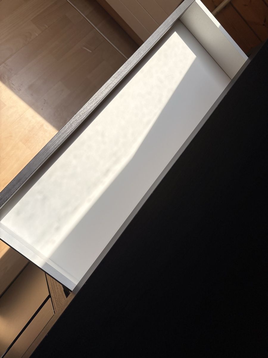 Ikea Scrivanie: Ikea Micke Schreibtisch Schwarz/Braun – Nuovo (secondo la descrizione) da Hausen AG venduto da boh_6kck 1
