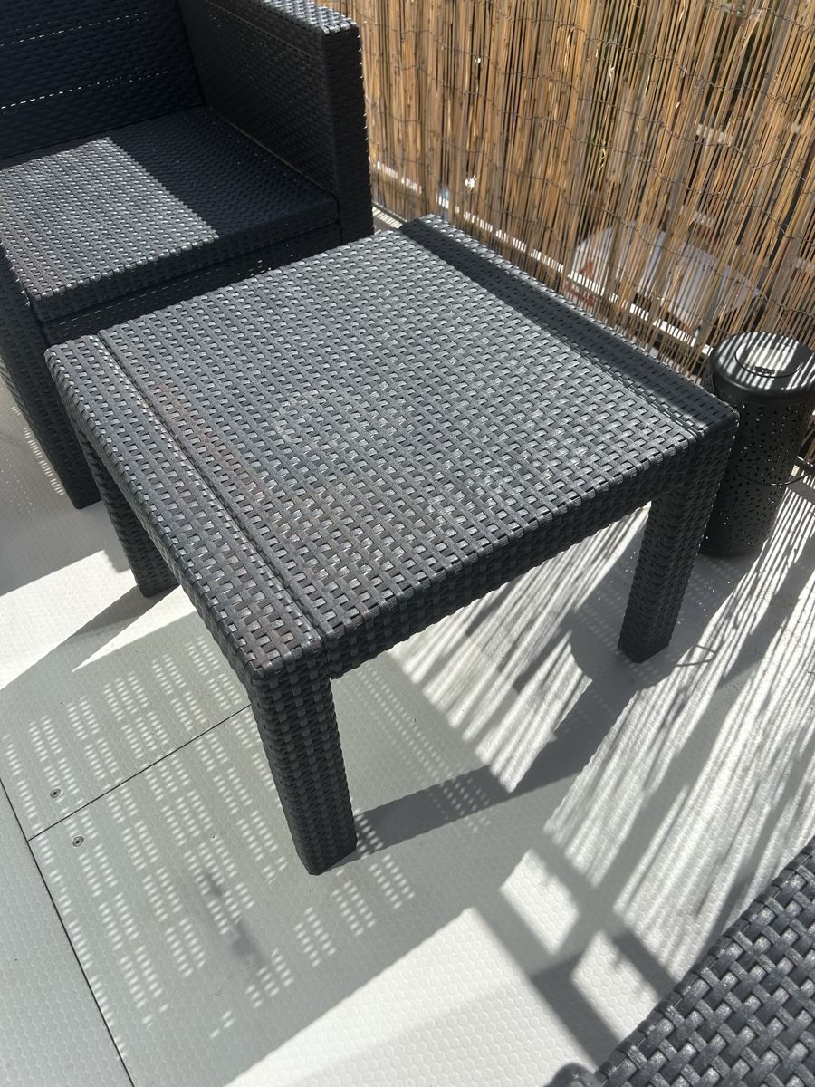 Set di tavolo e panche: Poly Rattan Sessel und Tischli – Usato da Allschwil venduto da selake990673 1