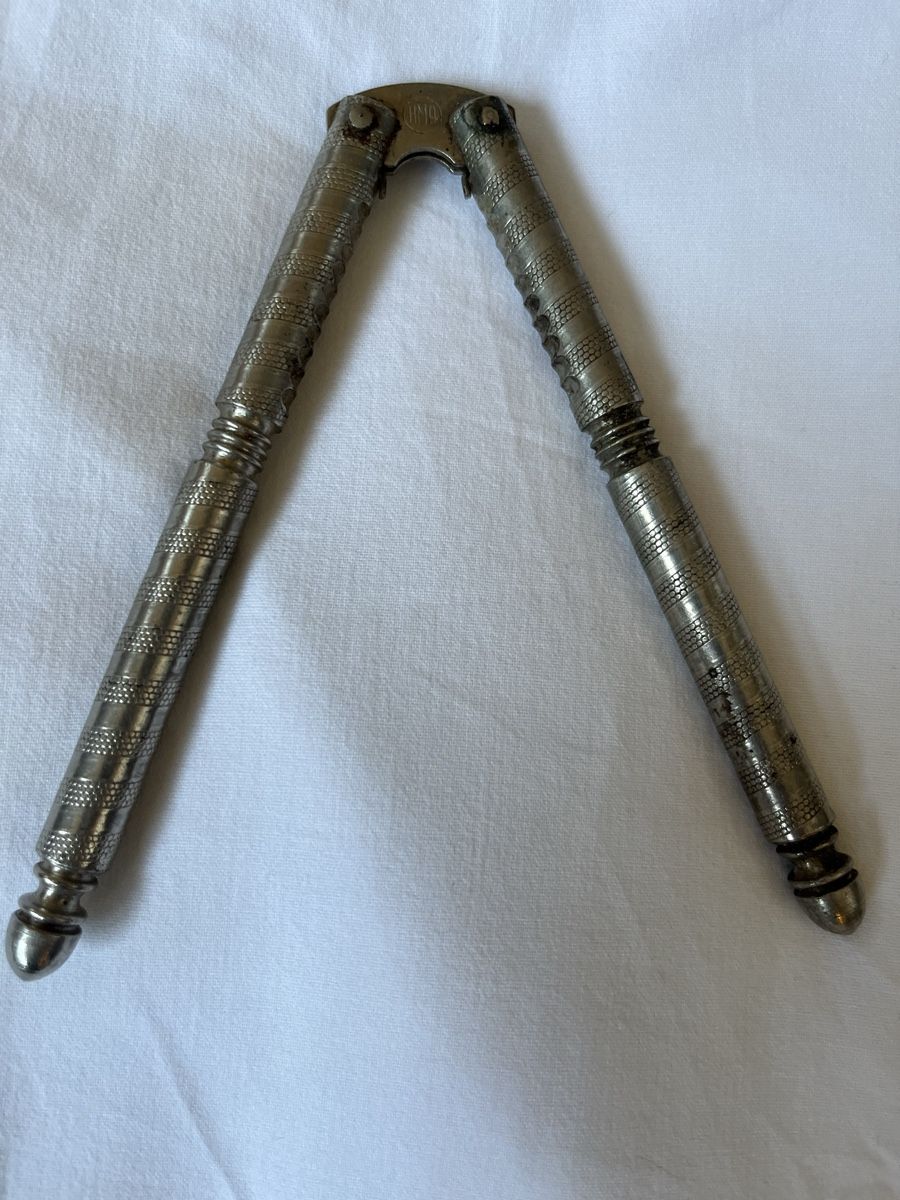 Elettrodomestici da cucina: Vintage H.M.Q. Nussknacker  – Usato da Münchenstein venduto da Sozial_Labor_Brocki 3