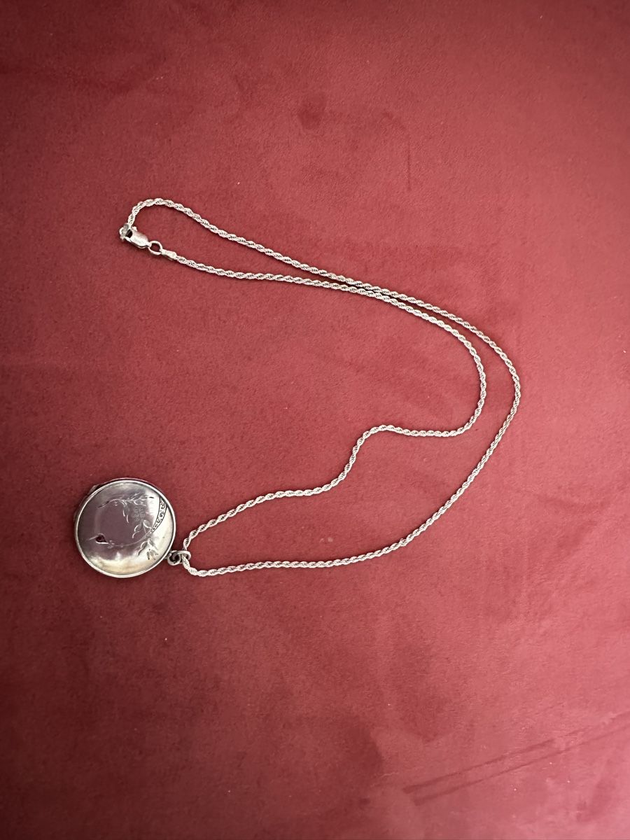 Anhänger: Alte Vintage Silbermedaillion – Gebraucht aus Herbriggen von Sehrazade 2