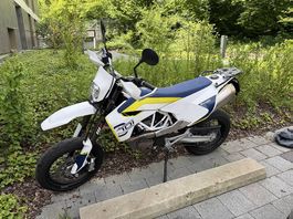 Husqvarna 701 Supermoto