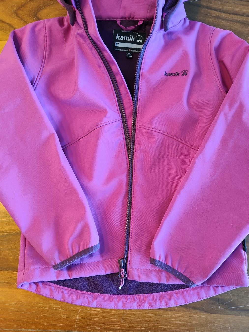 Kamik Giacche & Cappotti: Kamik Softshell Jacke, Gr. 110, Lila! – Usato da Bäretswil venduto da Foif5 2