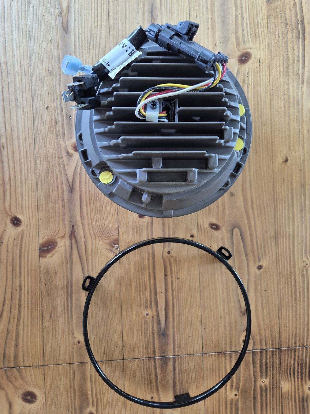 Harley-Davidson Phares: LED Scheinwerfereinsatz HD – Neuf (Voir description) à Hugelshofen par Rogoli 1