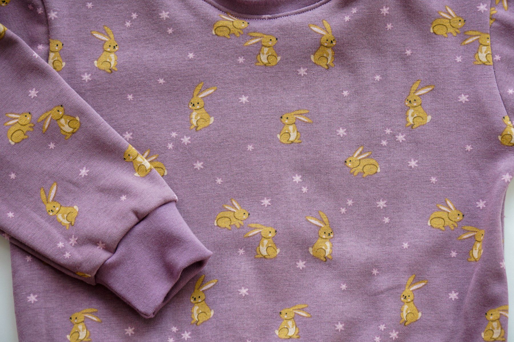 Pullover & Sweatshirts: Violet Sweatshirt/Pullover mit Hasen Gr.98/104 - NEU – Neu und originalverpackt aus Zürich von sambaum 5
