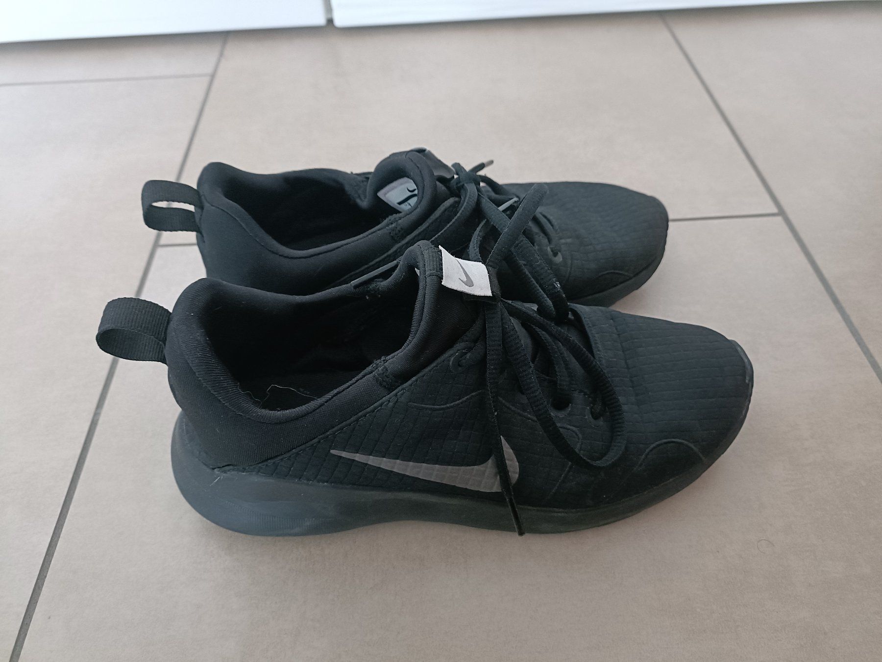 Nike Scarpe da donna: Nike Sneaker - Grösse 38 – Nuovo (secondo la descrizione) da Rickenbach b. Wil venduto da VeryLovelyThings 6