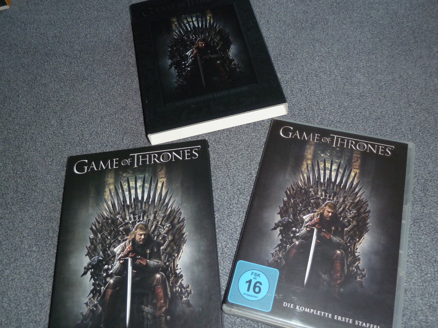 Tutti i DVDs: DVD  - Game of Thrones - erste Staffel, 5 DVD's – Usato da Hofstetten SO venduto da LudoHoFl 2