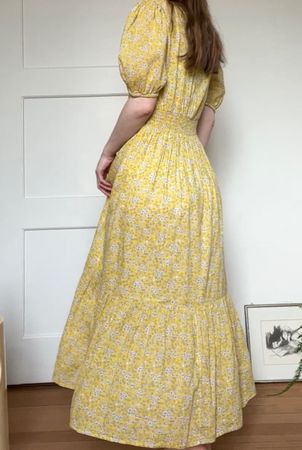 Gelbes Sommerkleid Blumenmuster 🌼