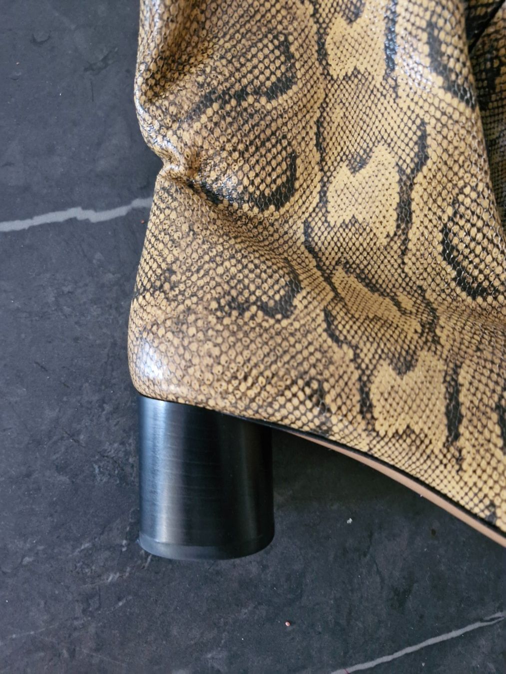 Isabel Marant Chaussures femmes: Isabel Marant Stiefeletten Schlangenmuster Gr 41 – D'occasion à Zuerich par askica 5