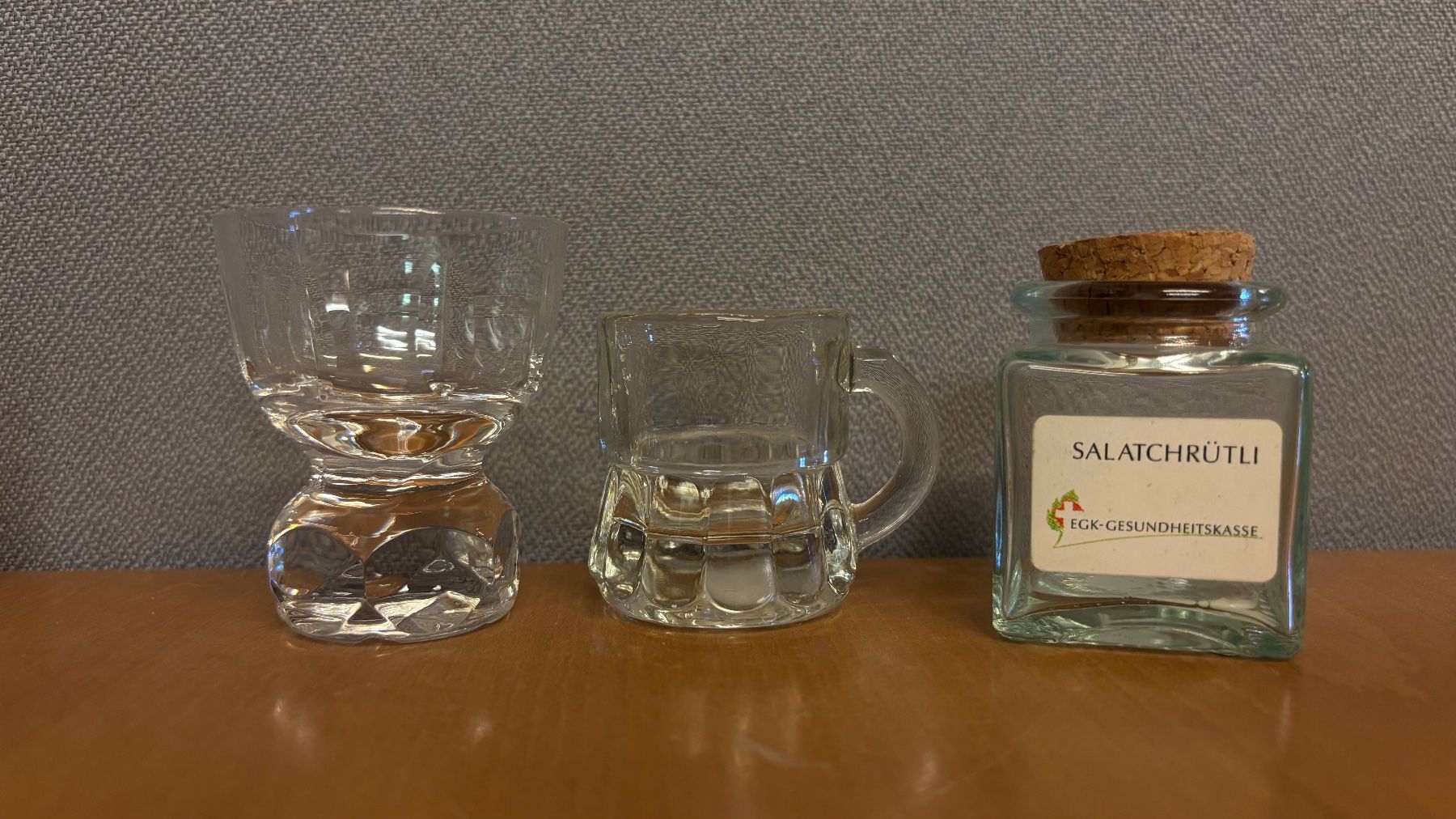 Bicchieri: 14 verschiedene Shot & Champaniergläser Klein. – Usato da Münchenstein venduto da tsp01 5