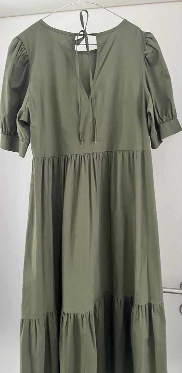 Robes: Kleid – D'occasion à Eschen par regino 1