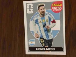LIONEL MESSI Gold  Extra stickers PANINI FIFA neuf