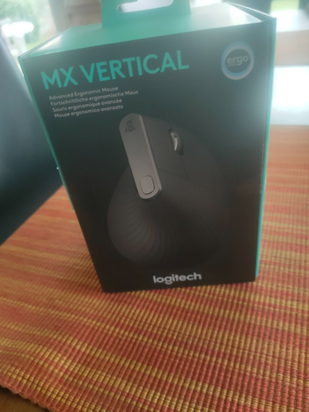 Logitech Mouse: Logitech MX Vertical, neuwertig, ergonomische Maus – Nuovo e nell'imballaggio originale da Embrach venduto da vic_tz6h 4