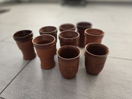 9 Tonbecher – 30.– VB