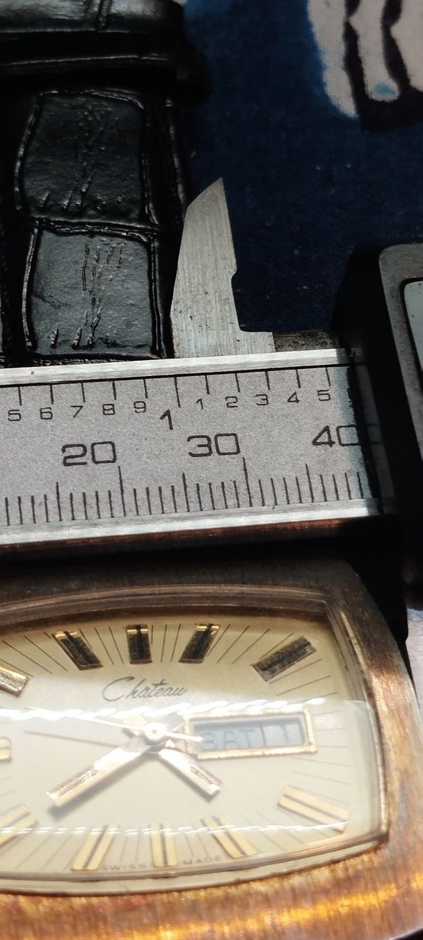 Orologi: Montre château vintage – Usato da La Chaux-de-Fonds venduto da jac_9llg 9