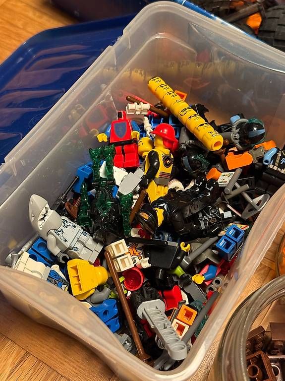 Jouets: Grosse Lego Konvolut Sammlung nach Farben sortiert – D'occasion à Zürich par nat_zv58 2