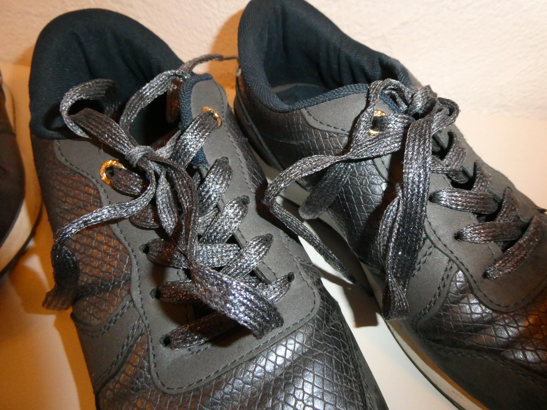 Damenschuhe: Halbschuhe Gr. 40 – Gebraucht aus Mels von KOSL 5