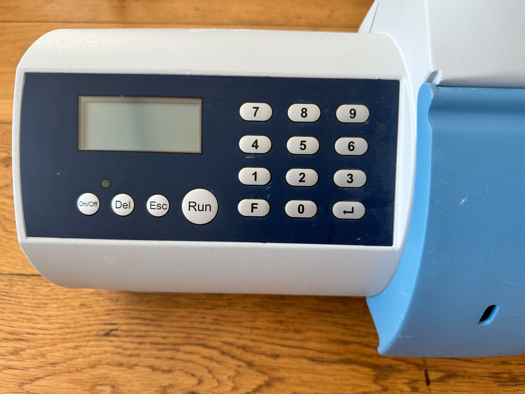Attrezzature mediche: ChemoMetec NucleoCounter Automated Cell Counter – Usato da Basel venduto da boo_dc8c 2